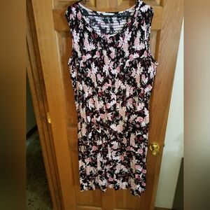 Floral Sleeveless Dress - Black and Pink